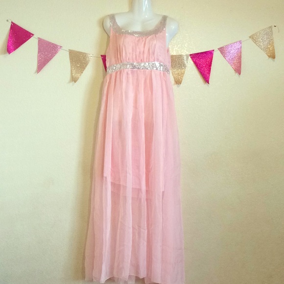 Dresses & Skirts - {Formal} Pink Dress